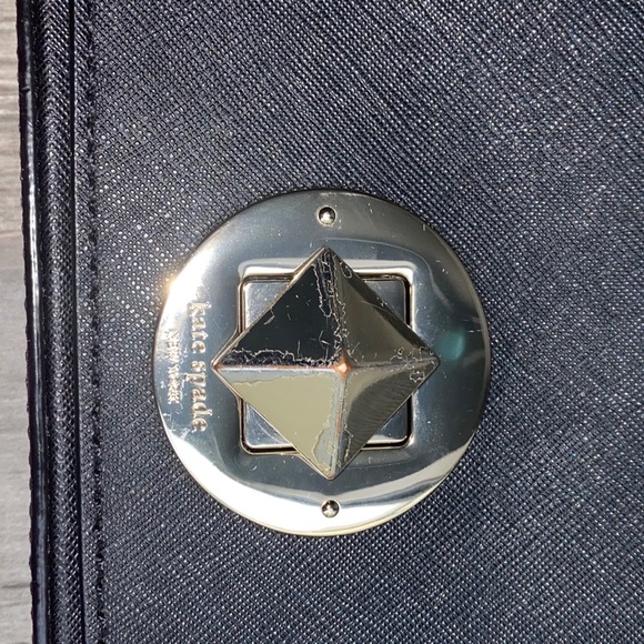 🖤💕KATE SPADE clutch in metallic black. EUC 💕🖤 - Picture 11 of 13